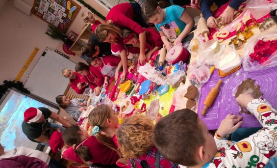 ŚWIĘTA TUŻ, TUŻ- CZAS NA PIECZENIE PIERNIKÓW!