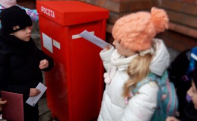 UCZNIOWIE II B LISTY PISZĄ…