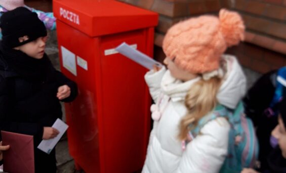 UCZNIOWIE II B LISTY PISZĄ…