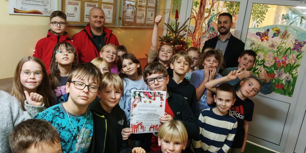 „PACZKA DLA DZIECIAKA NA ŚWIĘTA OD STRAŻAKA I WOJAKA”