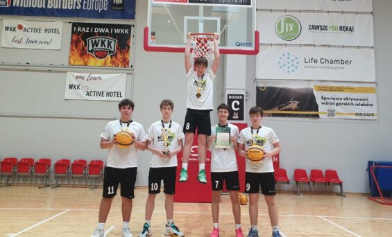 SP 8 LUBIN MISTRZEM DOLNEGO ŚLĄSKA W KOSZYKÓWCE CHŁOPCÓW 3X3
